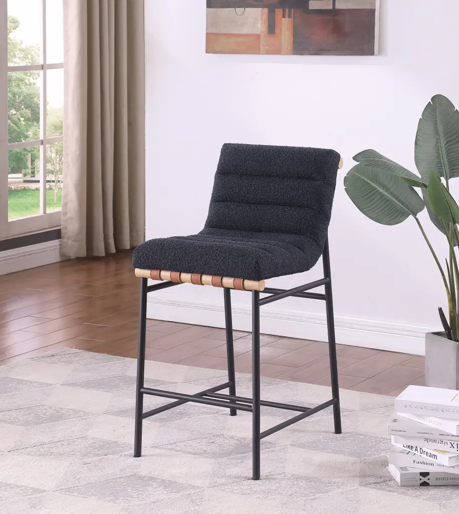 Lahni 17.75'' Black Boucle Fabric Counter Height Chair Black Fabric Metal lilola home