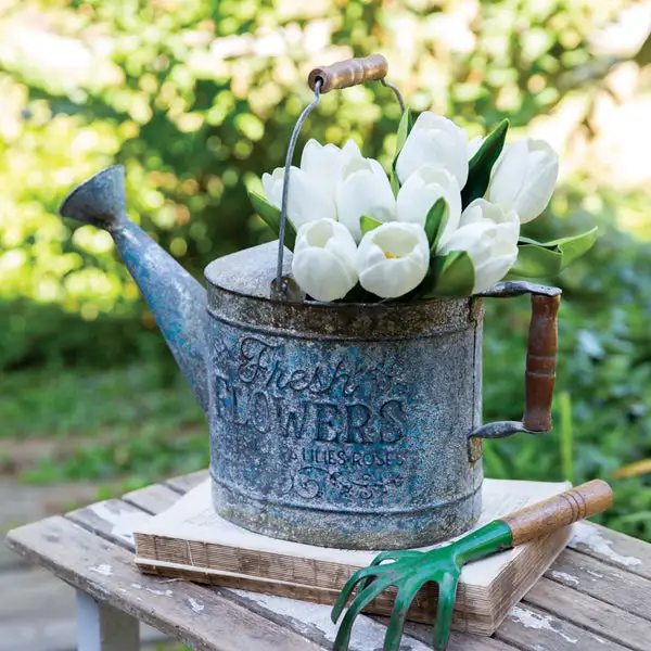Garden Luster Mars Planter Modern Metallic Flower Pot Indoor Plants CTW