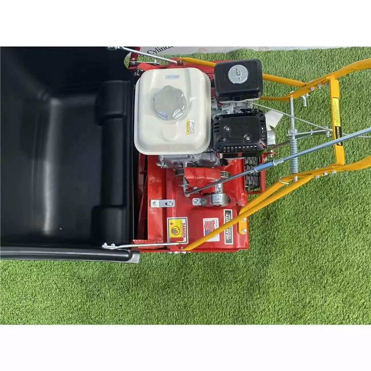 McLane 25-5.5G-7-GR 25 . Self Propelled 7 Blade 5.5HP Honda Engine Grooved Roller