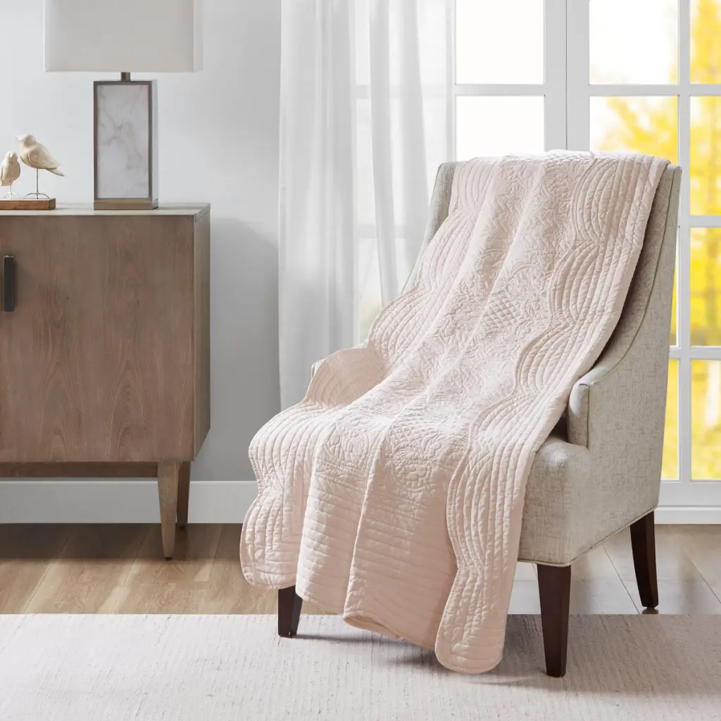 Oversized Quilted Throw Scalloped Edges - Blush 60x72 Microfiber Blanket jla